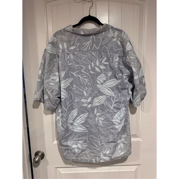 Columbia Men’s Large Bluish/Gray Floral collared Button-up Shirt - Picture 2 of 4